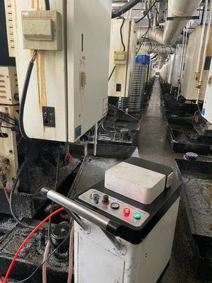 Máquina de recuperação de óleo flutuante de refrigeração CNC contínua